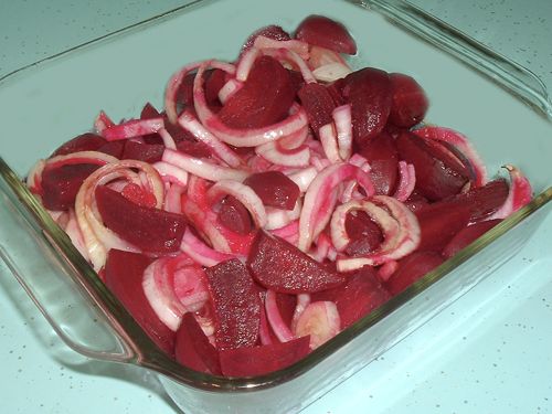 Beets and Onions Side Dish recipe - 125 calories