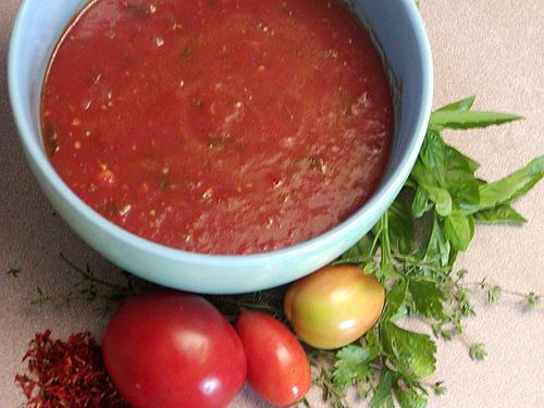Fresh Tomato Sauce recipe - 71 calories